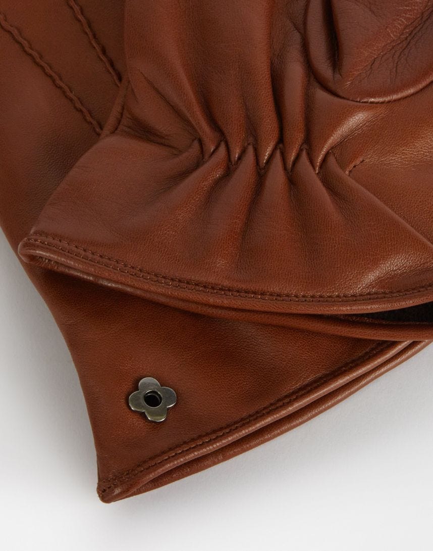 Light brown lambskin leather and cashmere gloves