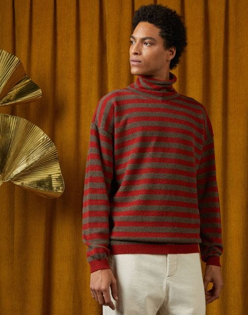 Wool-and-Alpaca turtleneck in grey-and-red stripes