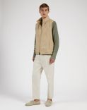 Gilet beige en tissu technique déperlant 3